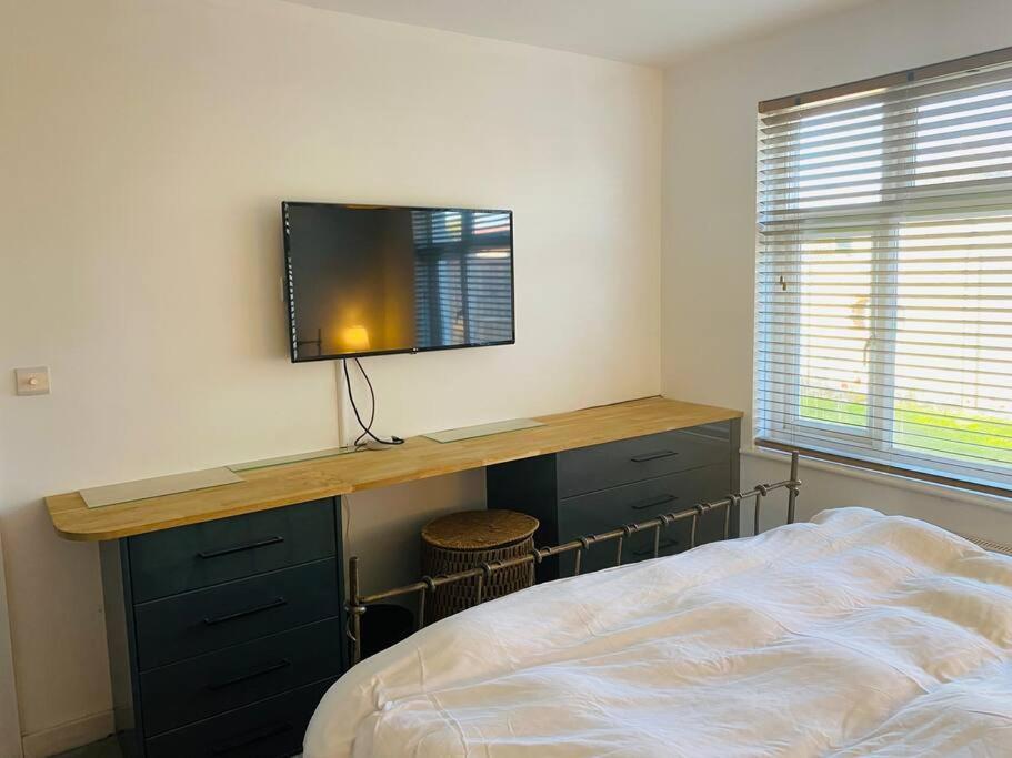 فيلا Love Lancing By The Sea With Optional Large Hot Tub Sleeps Up To 8 & Free Parking المظهر الخارجي الصورة